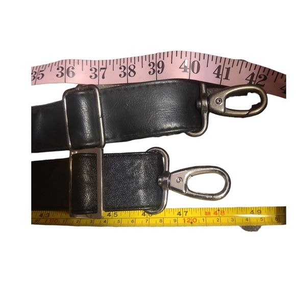 Purse straps NWT Crossbody and wristlet straps - Picture 3 of 7